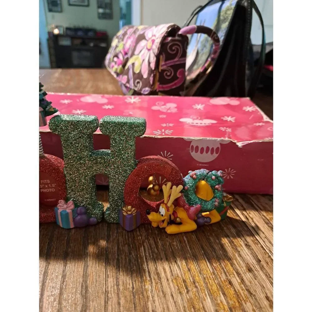 Disney Parks Original Ho-Ho Sign Photo Holder Resin Holiday Christmas Decor